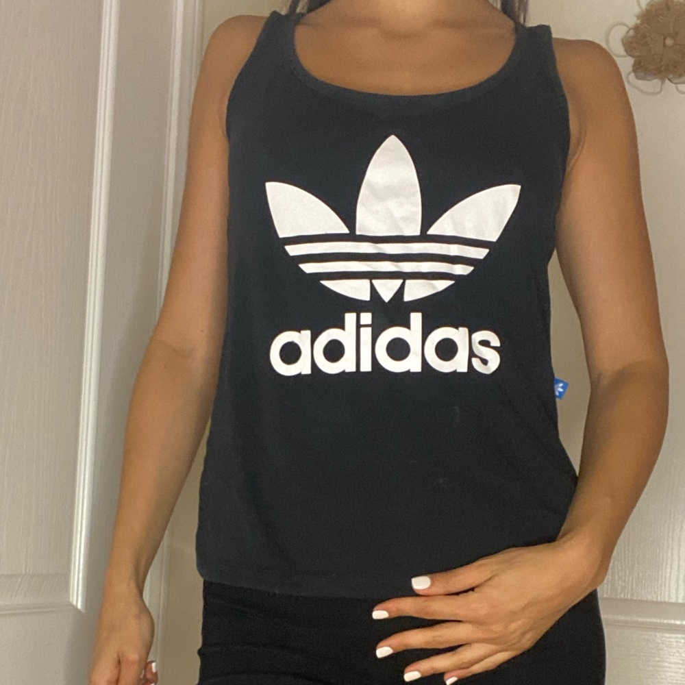 Adidas top